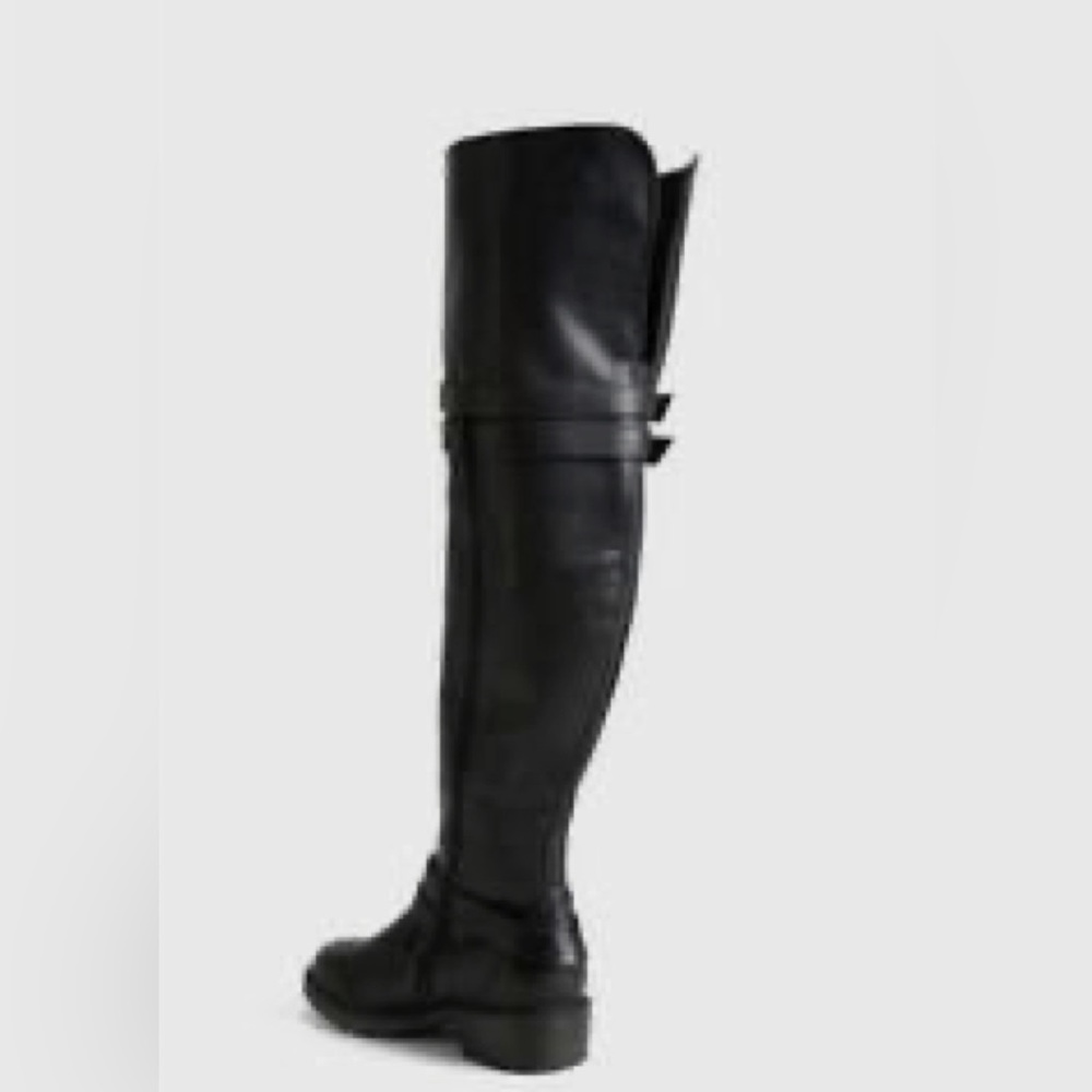 Torrid faux leather pull on thigh boots. Size 7. - Picture 3 of 14